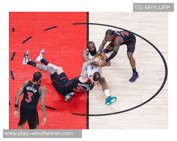 雷霆与猛龙激战正酣NBA赛场上演精彩对决引发球迷热议